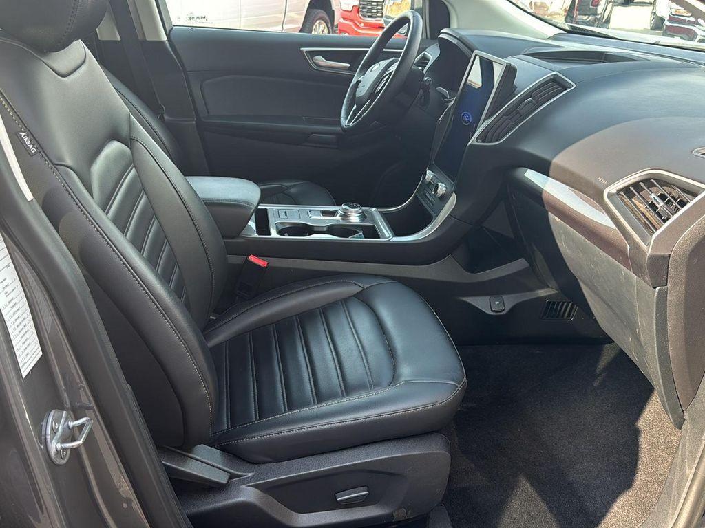 used 2024 Ford Edge car, priced at $26,995