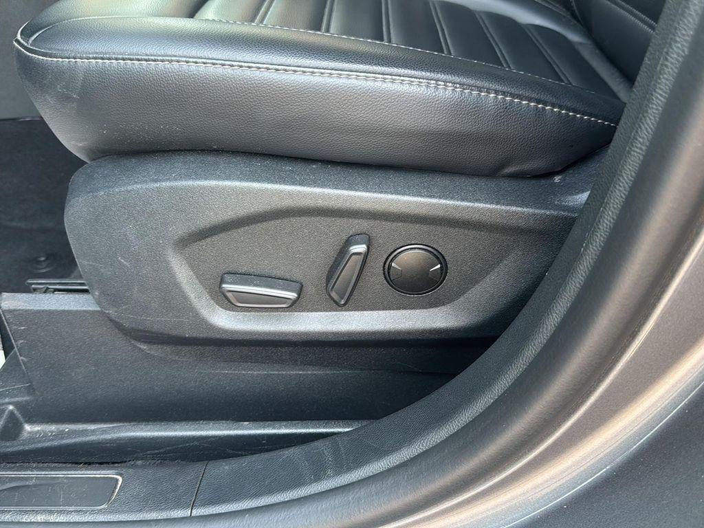 used 2024 Ford Edge car, priced at $26,995