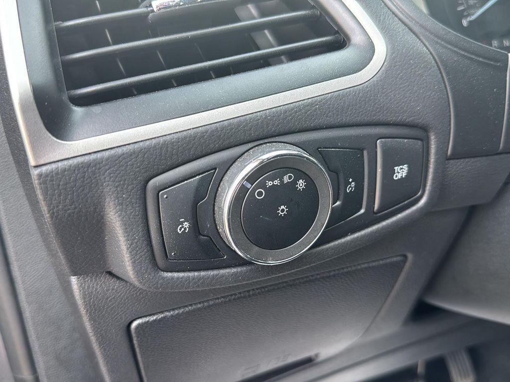 used 2024 Ford Edge car, priced at $26,995