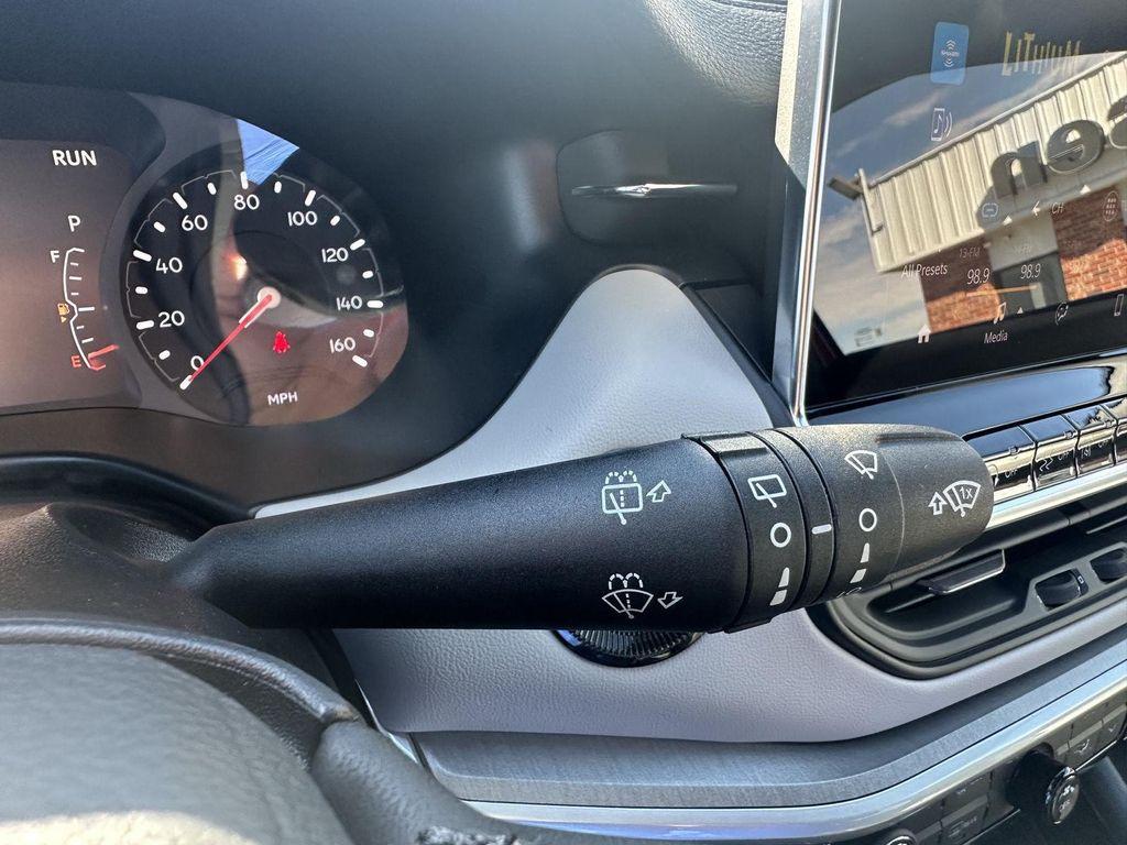 new 2026 Jeep Compass car, priced at $32,995