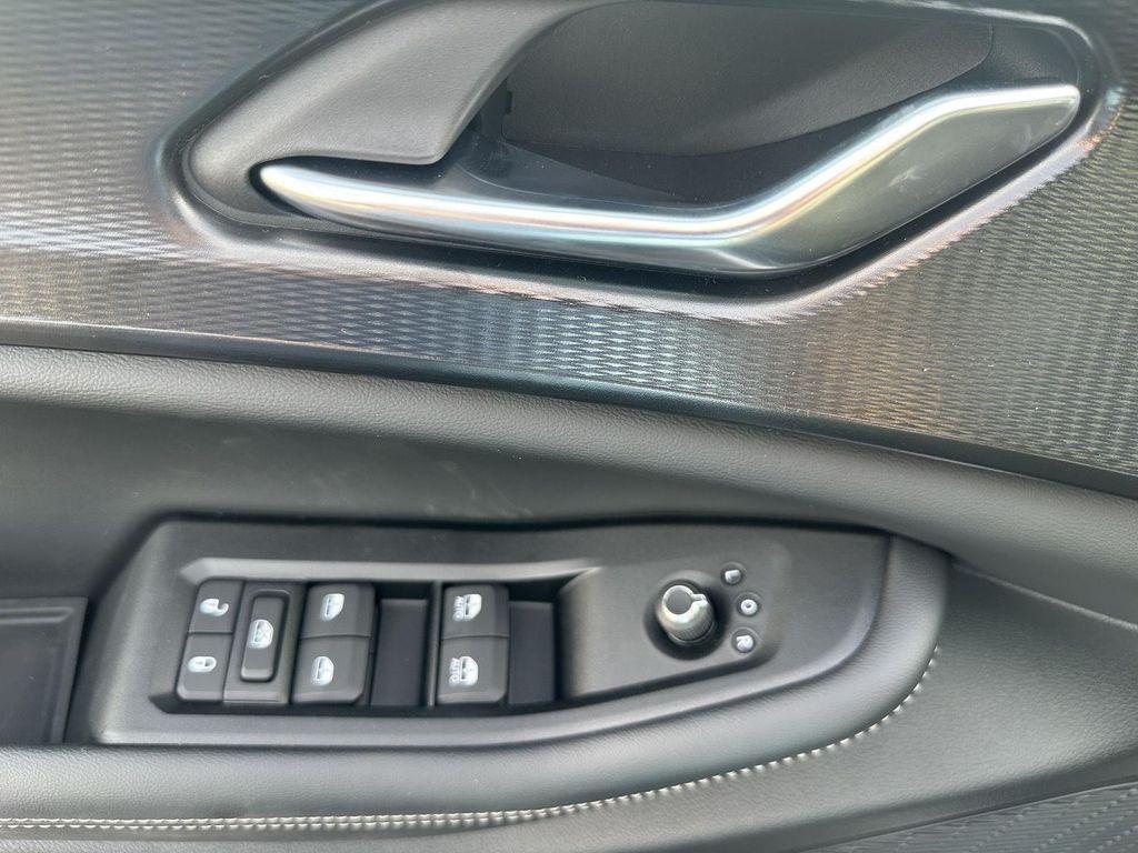 new 2025 Jeep Grand Cherokee L car, priced at $44,495