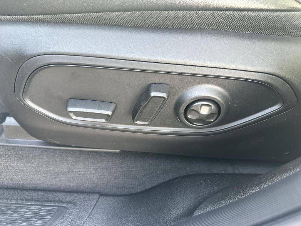 new 2025 Jeep Grand Cherokee L car, priced at $44,495