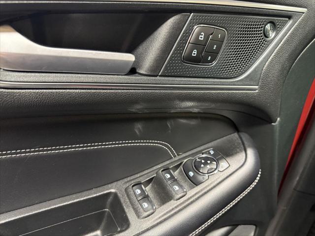 used 2024 Ford Edge car, priced at $32,995