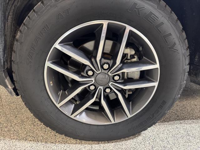 used 2019 Jeep Grand Cherokee car, priced at $18,995