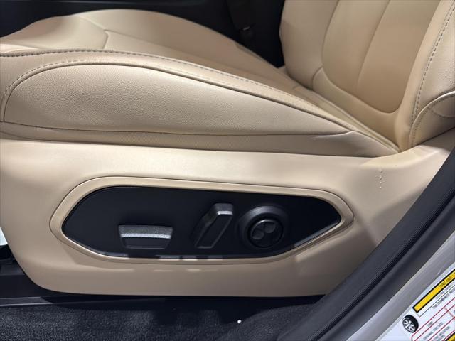 new 2025 Jeep Grand Cherokee car, priced at $49,257