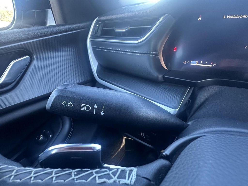 used 2024 Jeep Grand Cherokee car, priced at $29,995