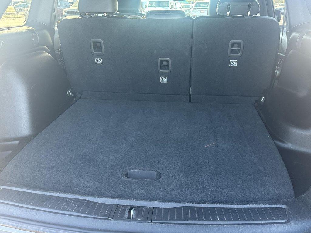 used 2024 Jeep Grand Cherokee car, priced at $29,995