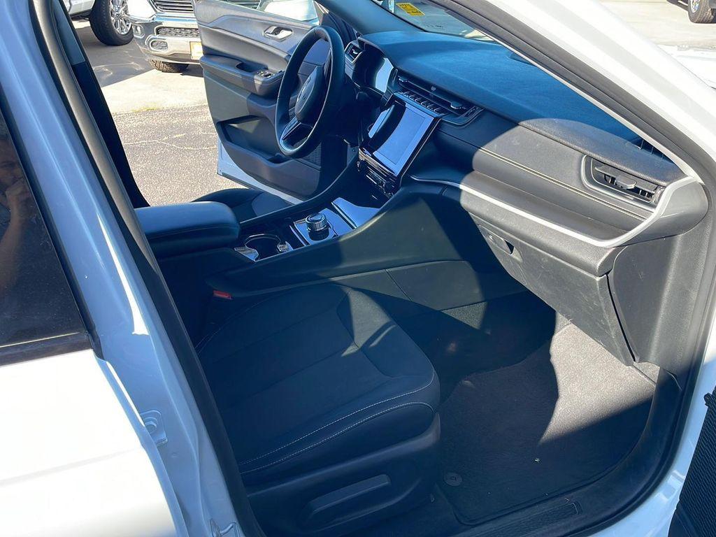 used 2023 Jeep Grand Cherokee L car, priced at $25,995