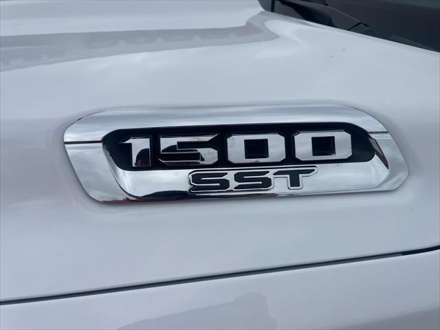 new 2025 Ram 1500 car, priced at $62,760