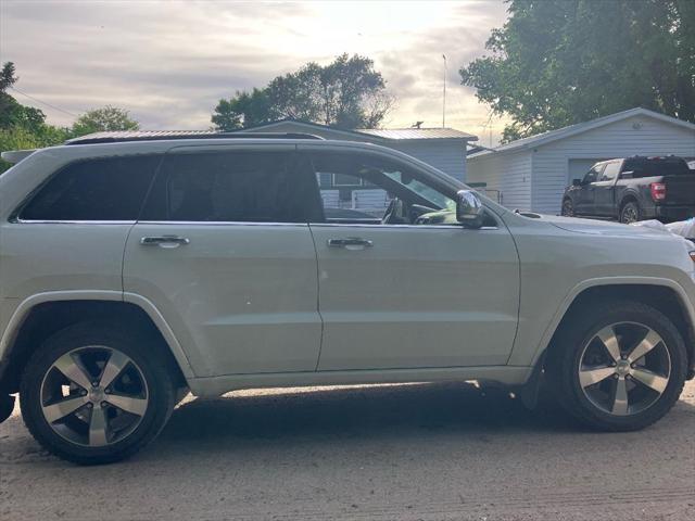 used 2015 Jeep Grand Cherokee car, priced at $16,995