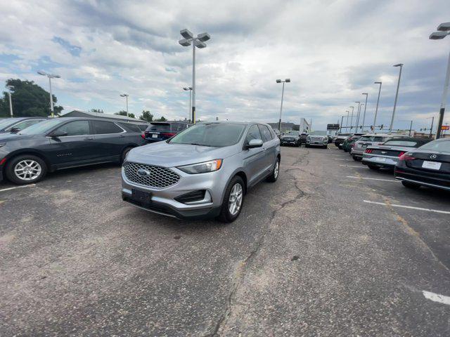 used 2024 Ford Edge car, priced at $30,145