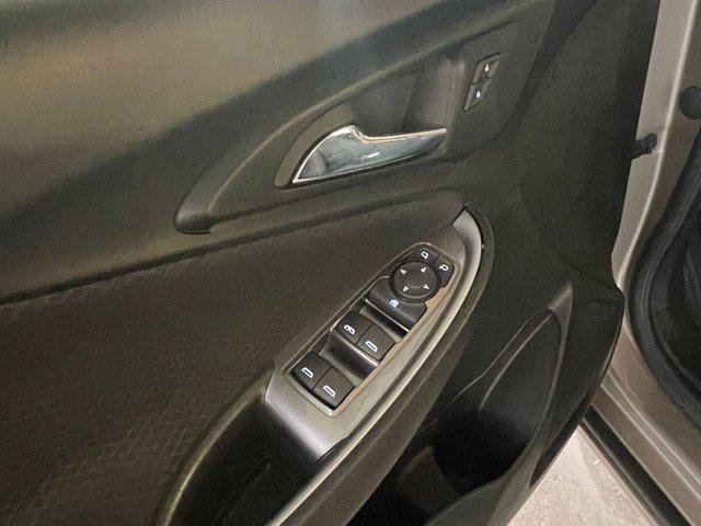 used 2024 Chevrolet Malibu car, priced at $20,021