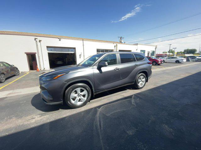 used 2023 Toyota Highlander car, priced at $35,494