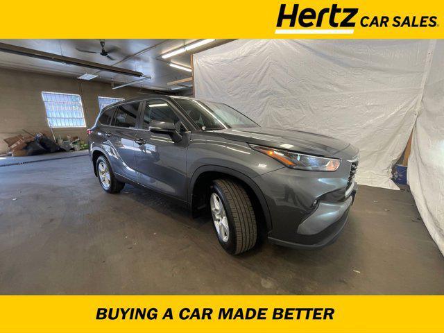 used 2023 Toyota Highlander car, priced at $34,724