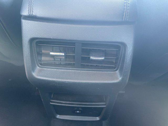 used 2024 Ford Edge car, priced at $23,264
