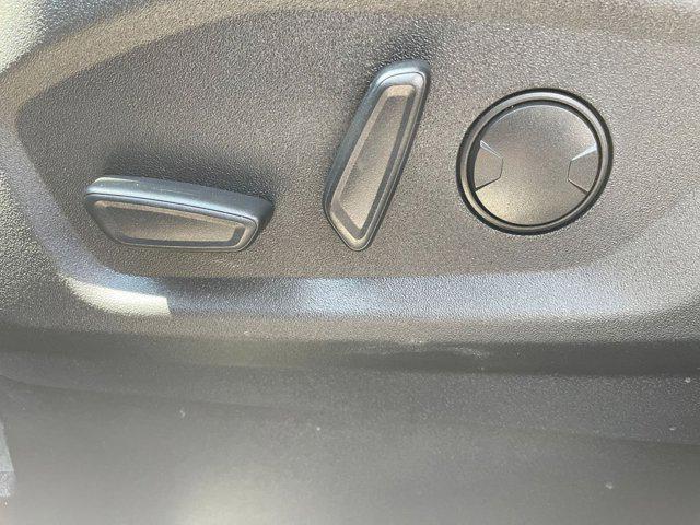 used 2024 Ford Edge car, priced at $23,264