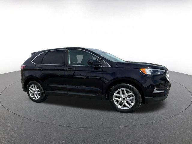 used 2024 Ford Edge car, priced at $25,720