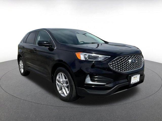 used 2024 Ford Edge car, priced at $25,720