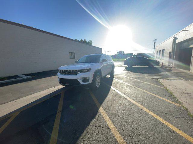 used 2023 Jeep Grand Cherokee car, priced at $29,998