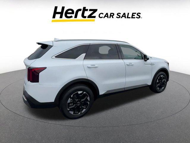 used 2024 Kia Sorento car, priced at $30,915