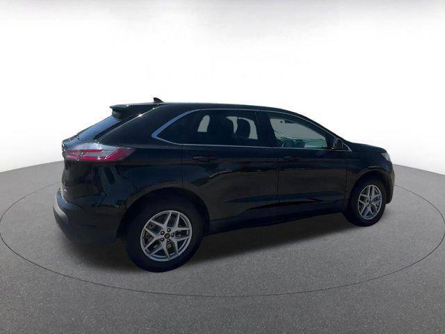 used 2024 Ford Edge car, priced at $27,620