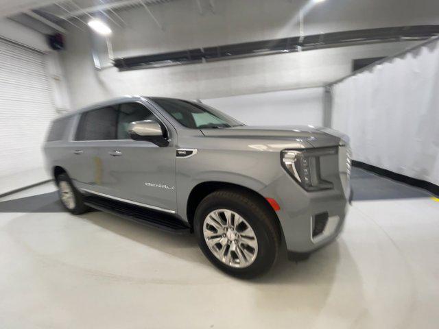 used 2023 GMC Yukon XL car, priced at $67,294