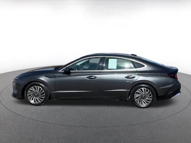 used 2024 Hyundai Sonata Hybrid car, priced at $21,704