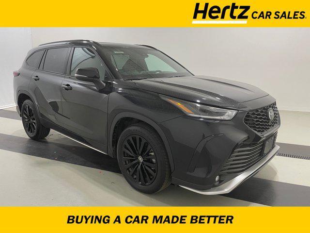 used 2024 Toyota Highlander car, priced at $43,594