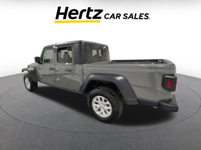 used 2023 Jeep Gladiator car, priced at $28,123