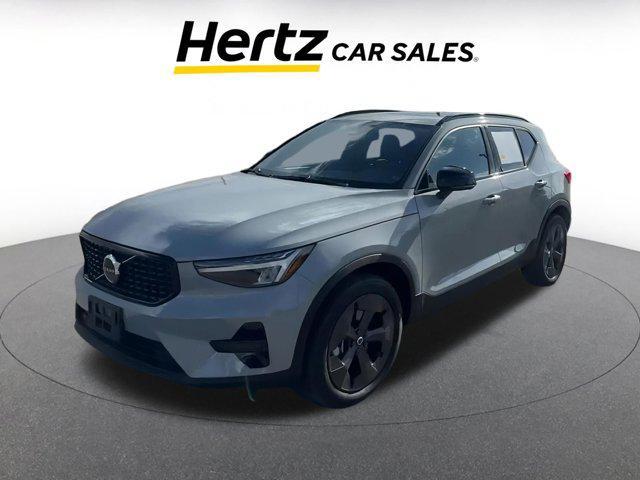 used 2024 Volvo XC40 car, priced at $32,009