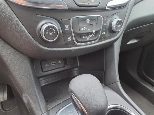 used 2023 Chevrolet Equinox car, priced at $24,976