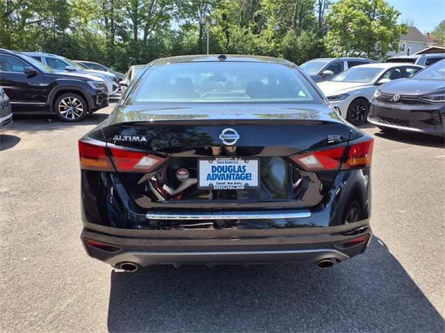 used 2022 Nissan Altima car, priced at $25,873