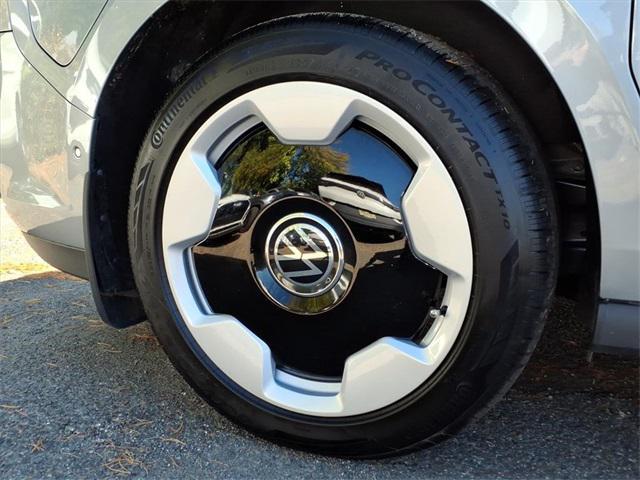 used 2025 Volkswagen ID. Buzz car, priced at $54,879