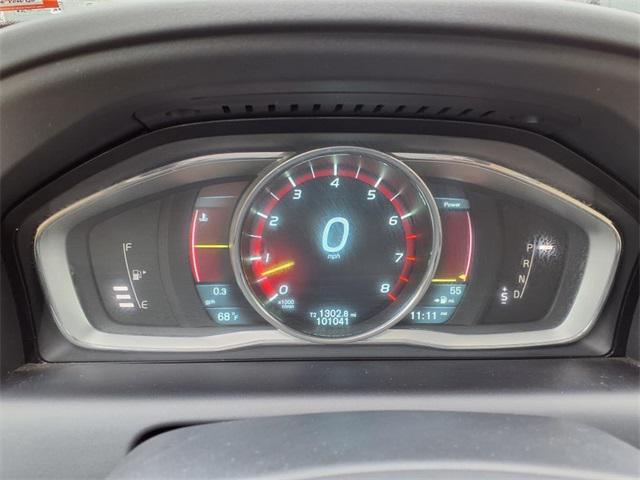 used 2015 Volvo XC60 car, priced at $15,668