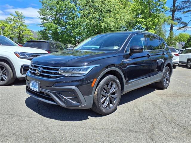 used 2022 Volkswagen Tiguan car, priced at $28,694