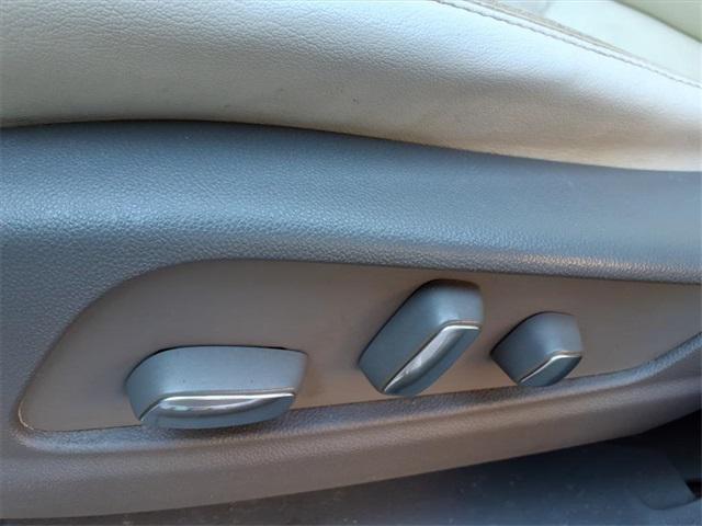 used 2017 Cadillac XT5 car, priced at $12,499