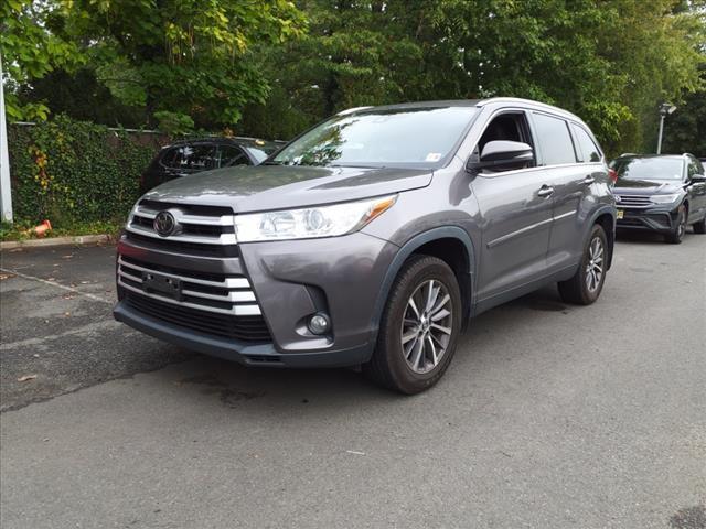 used 2019 Toyota Highlander car, priced at $27,828