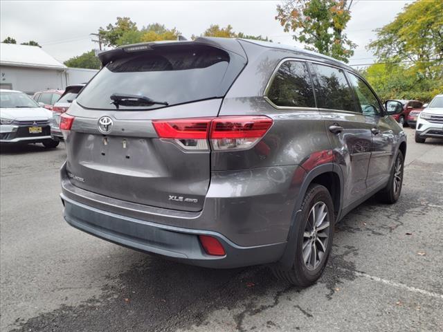 used 2019 Toyota Highlander car, priced at $27,828