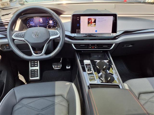 used 2025 Volkswagen Atlas car, priced at $47,988