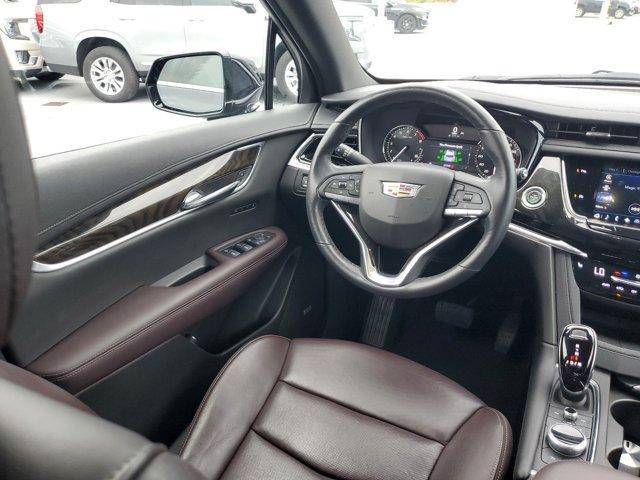 used 2022 Cadillac XT6 car, priced at $36,595