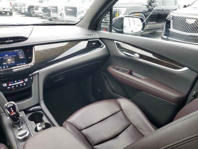 used 2022 Cadillac XT6 car, priced at $36,595