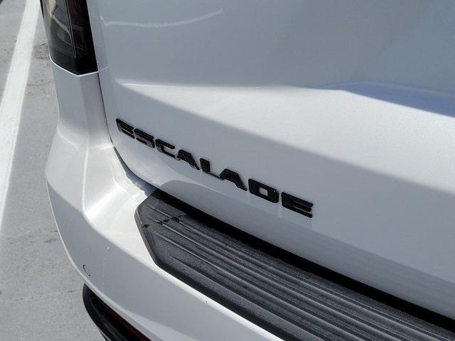 used 2021 Cadillac Escalade ESV car, priced at $64,895