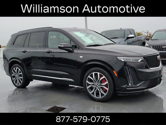 used 2022 Cadillac XT6 car, priced at $43,995