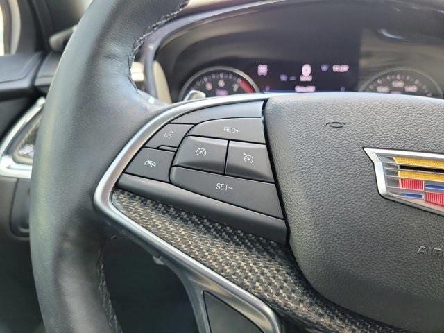 used 2022 Cadillac XT5 car, priced at $38,495