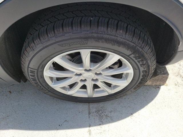 used 2023 Cadillac XT4 car, priced at $27,995