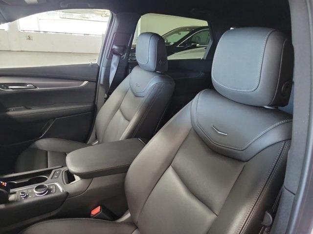 used 2024 Cadillac XT5 car, priced at $36,795