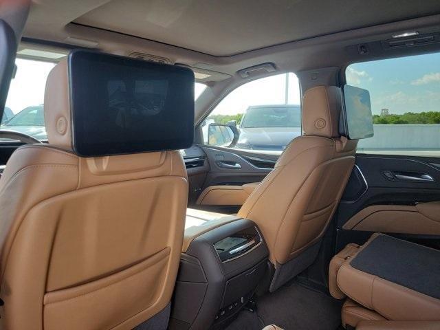 used 2024 Cadillac Escalade ESV car, priced at $85,295