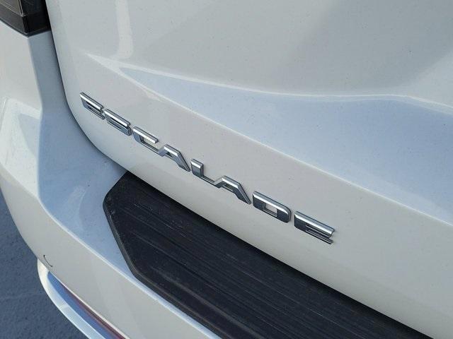 used 2024 Cadillac Escalade ESV car, priced at $85,295