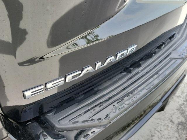 used 2021 Cadillac Escalade ESV car, priced at $67,895