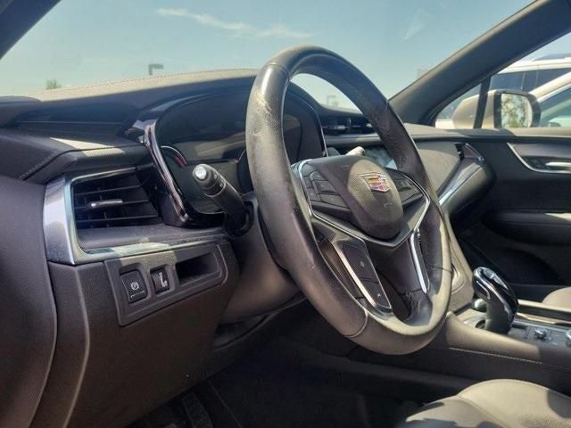 used 2023 Cadillac XT5 car, priced at $27,895